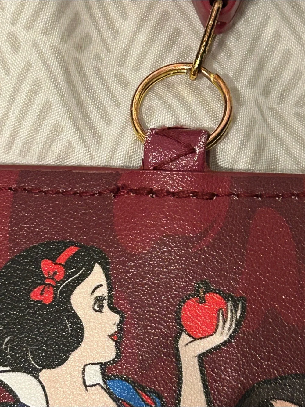 Loungefly Snow White & Evil Queen Poison Apple Retractable Cardholder